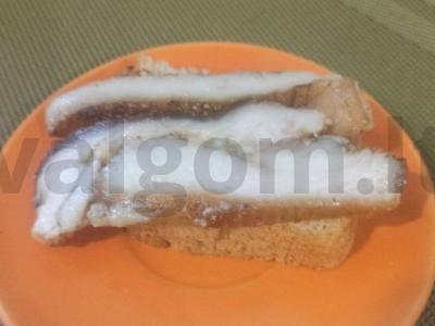 Skani kiaulienos odelių ritinėlis pagrindine nuotrauka