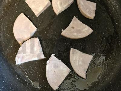 Kiaušiniai su kumpiu ir sūriu Žingsnis 3