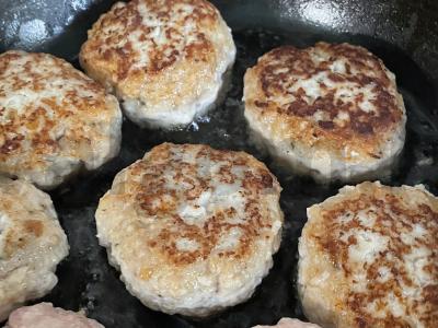 Kiaulienos kotletai su svogūnais ir duona Žingsnis 7