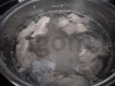 Žaliasis šaltibarščiai su rūgštynėmis Žingsnis 1