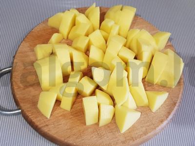 Troškinta vištiena su bulvėmis Žingsnis 3