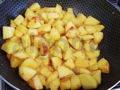 Troškinta vištiena su bulvėmis Žingsnis 5