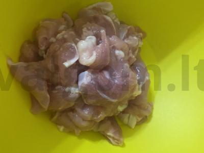 Kepta bulvė su kalakutiena po sūrio kepure Žingsnis 1