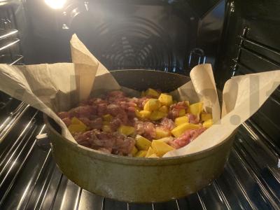 Kepta bulvė su kalakutiena po sūrio kepure Žingsnis 7