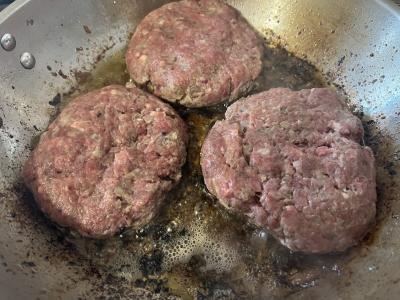 Sultingi mėsos kotletai iš jautienos Žingsnis 16