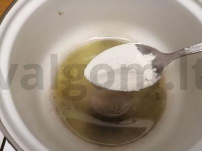 Padažas „A-la Bešamelis“ su garstyčių aliejumi Žingsnis 2