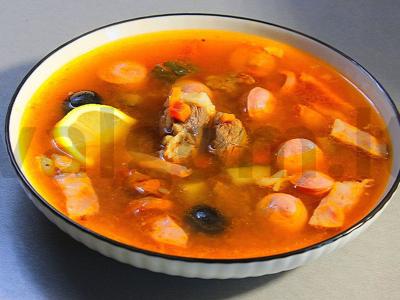 Mėsos soljanka su alyvuogėmis be kauliukų pagrindine nuotrauka