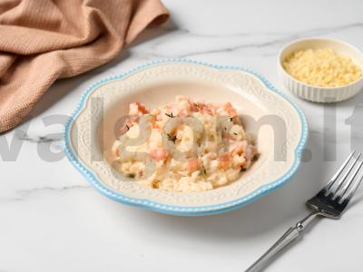 Rizotas su lašiša pagrindine nuotrauka