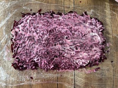 Silkė po šubomis ritinyje Žingsnis 2