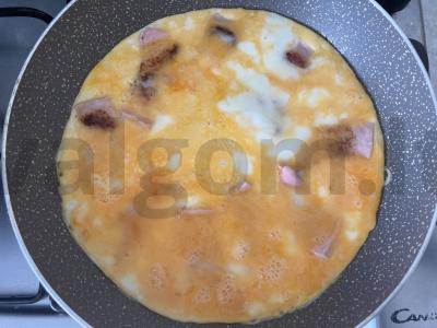 Tortilija su dešra, kiaušiniu ir daržovėmis Žingsnis 2