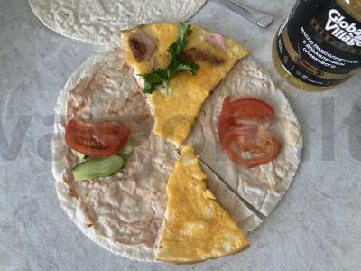 Tortilija su dešra, kiaušiniu ir daržovėmis Žingsnis 3