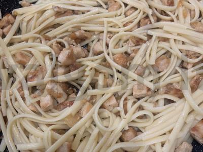 Makaronai su vištienos krūtinėle ir sūriu Žingsnis 3