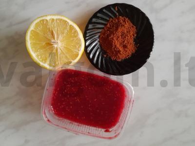 Tonizuojantis gėrimas iš šipinų su avietėmis ir citrina Žingsnis 1