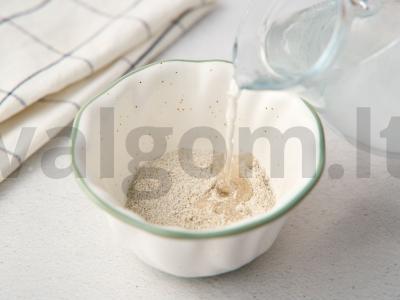 Sviestinis sumuštinis ant naminio duonos Žingsnis 1