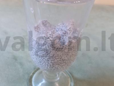 Mažai kaloringas čia pudingas su uogomis Žingsnis 1