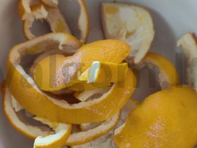 Karštas nuoviras su granatu ir vynuogėmis Žingsnis 1