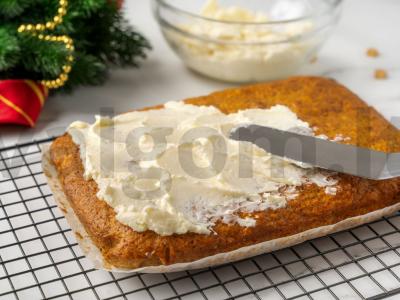 Morkų keksiukai su grietinėlės glaistu Žingsnis 9