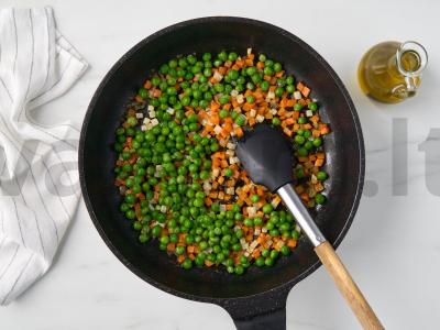 Keptas ryžiai su jūros gėrybėmis Žingsnis 4