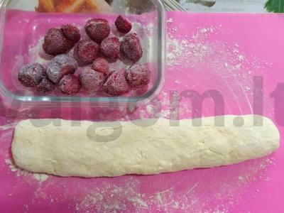 Varškėčiai su braškėmis Žingsnis 4