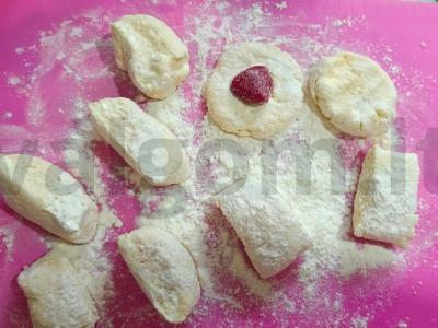 Varškėčiai su braškėmis Žingsnis 6