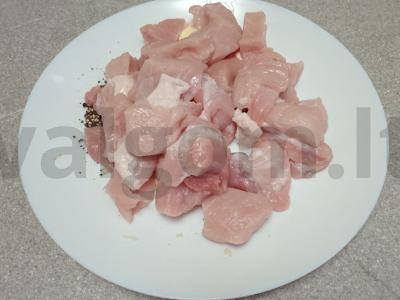 Kepti kiaulienos šašlykai su daržovėmis ir grybais Žingsnis 2