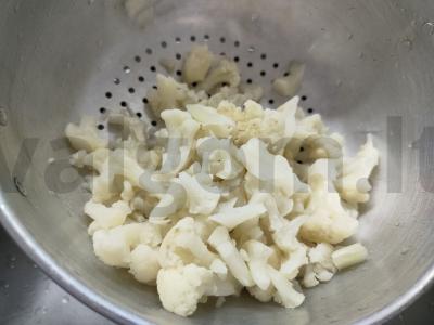 Žiedinė kopūstai, kepti tešloje Žingsnis 1