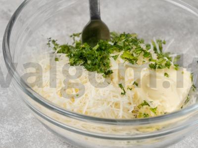 Sūrio duona orkaitėje Žingsnis 3