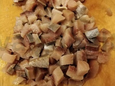 Salotos su burokėliais, silke ir žirneliais Žingsnis 1