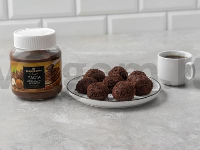 Baltyminiai šokoladiniai saldainiai pagrindine nuotrauka