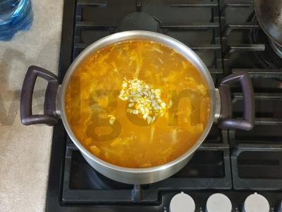 Borsčas vištienos sultinyje be burokėlių Žingsnis 9