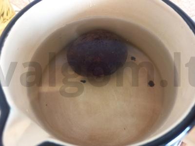 Marinuota burokėliai su gvazdikėliais Žingsnis 1