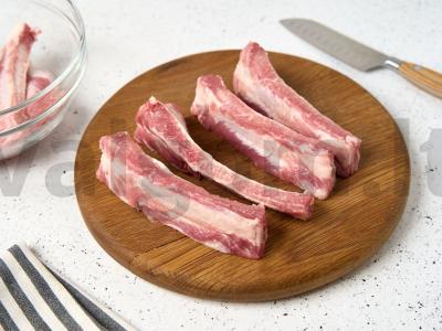 Jauni bulvės su mėsa orkaitėje Žingsnis 1