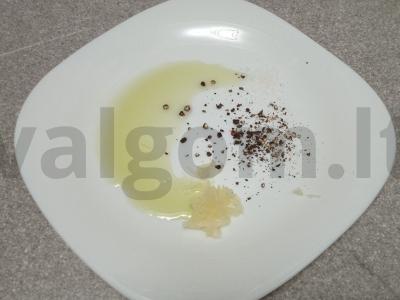 Daržovių salotas su žemės riešutais per 15 minučių Žingsnis 5