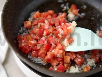 Lęšiai su pomidorais Žingsnis 4