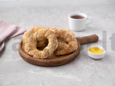 Turkiški bublikai-simitai pagrindine nuotrauka