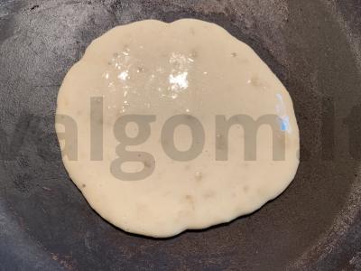 Bananų blynai iš blynų miltų Žingsnis 6