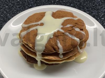 Bananų blynai iš blynų miltų pagrindine nuotrauka