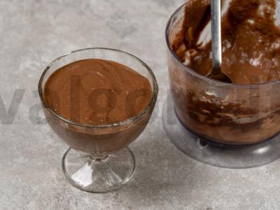 Šokoladinis kremas iš bananų ir avokado Žingsnis 3