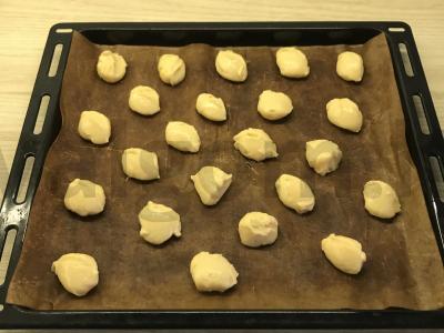 Užkandžių profiteroliai su varškės sūriu Žingsnis 5