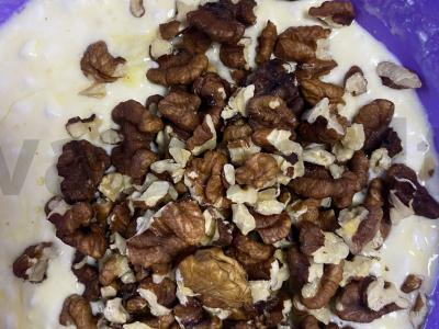 Sūrio sausainiai su tamsiais razinomis ir riešutais Žingsnis 3