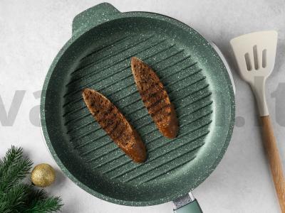 Brusketa su šonine ir marinuotais agurkais Žingsnis 1