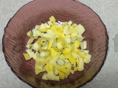 Vinegretas su marinuotais kornišonais ir silke Žingsnis 1