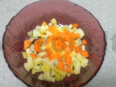 Vinegretas su marinuotais kornišonais ir silke Žingsnis 2