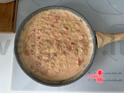 Orzo makaronai grietinėlės ir pomidorų padaže Žingsnis 4