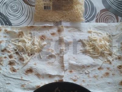 Sotūs pusryčiai iš lavašo su grybų ir faršo įdaru Žingsnis 5