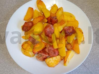 Bulvės, keptos su antis filė, paprika ir česnaku Žingsnis 8
