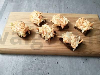 Sumuštiniai „Užkandžiai“ ant rugių duonos Žingsnis 6