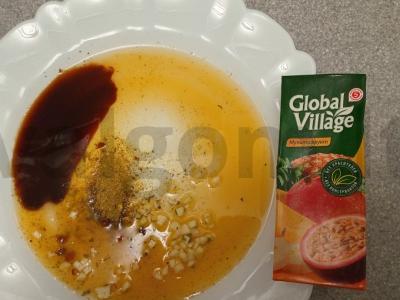 Anties krūtinėlė, marinuota tropiniame marinade ir kepta su daržovėmis Žingsnis 1