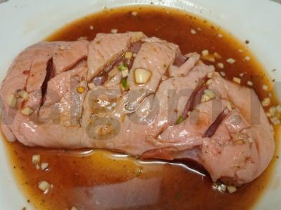 Anties krūtinėlė, marinuota tropiniame marinade ir kepta su daržovėmis Žingsnis 3