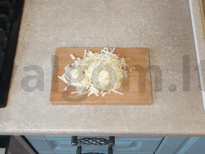 Greita pica su sūriu ir pievagrybiais Žingsnis 3